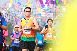 BIB: 42519
                            <button type="button" onclick="openModal(9920761)" class="btn btn-primary btn-sm float-right btn-popup" data-toggle="modal" data-target=".modal-high-quality">
                        <i class="fas fa-shopping-cart"></i> Add to Cart
                    </button>
                                            <button type="button" onclick="isThisMe(9920761, true)" class="btn btn-success btn-sm float-right btn-popup btn-isme hidden" data-toggle="tooltip" data-placement="bottom" title="นี่คือรูปของคุณใช่ไหม คลิกที่นี่เพื่อเอาเข้าอัลบั้ม">
                        <i class="fas fa-plus"></i> Add to album
                    </button>
                    <button type="button" onclick="isThisMe(9920761, false)" class="btn btn-warning btn-sm float-right btn-popup btn-isnotme hidden">
                        <i class="fas fa-ban"></i> Remove from album
                    </button>